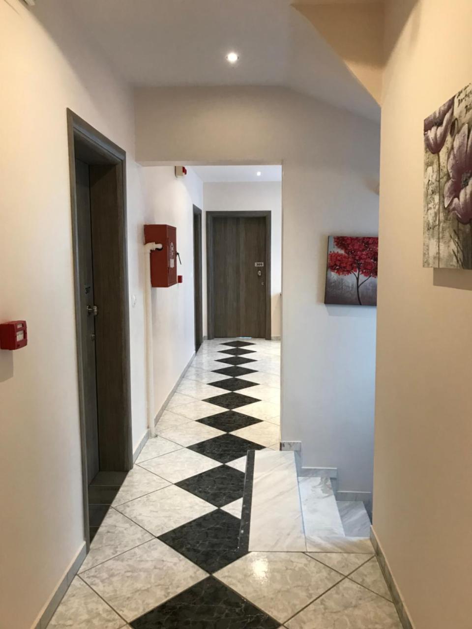 Marinis Boutique Rooms Nea Iraklitsa Экстерьер фото