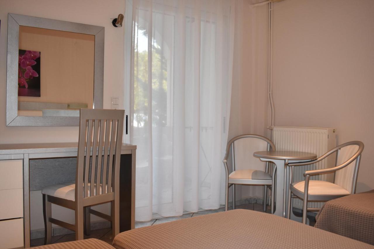Marinis Boutique Rooms Nea Iraklitsa Экстерьер фото